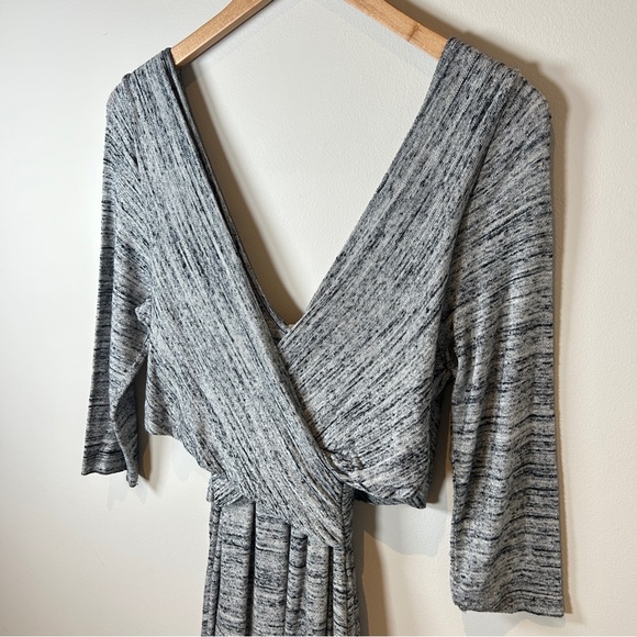 Anthropologie Amadi Lola Wrap Dress in Heathered Gray with 3/4 Length Sleeves M - Picture 4 of 6